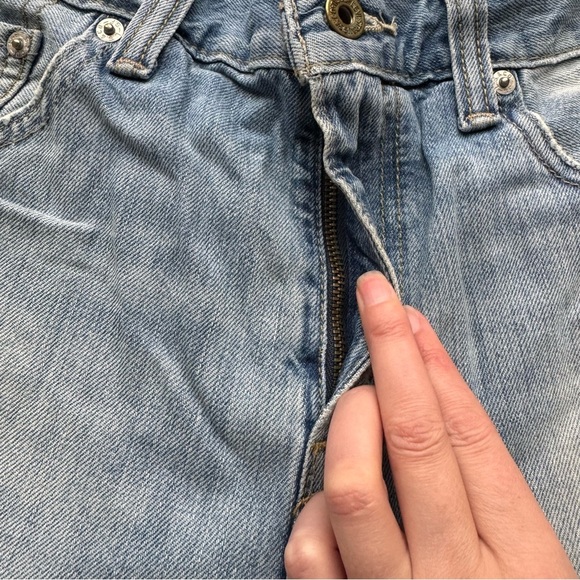 Levi's 511 Light Blue Denim Shorts frayed hem - 33 - Picture 9 of 16